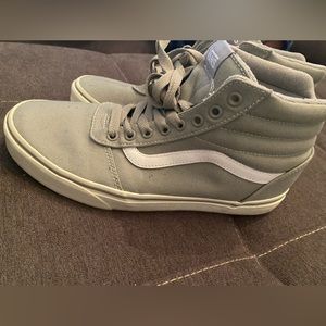 Men Vans shoe size 9